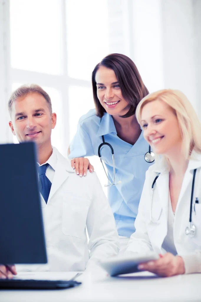 Quem somos - Médicos - Revit Medicina - Imunocentro Curitiba - Infusão de ferro