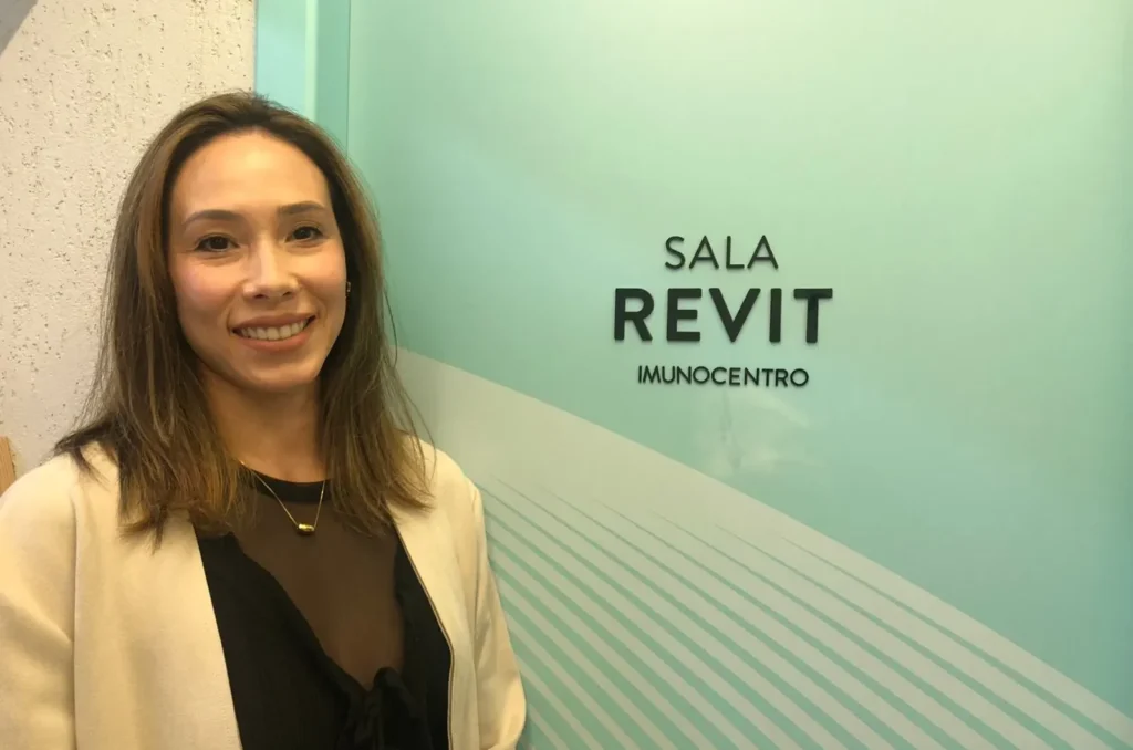 Dra. Lorena Asami Marochi Revit Imunocentro